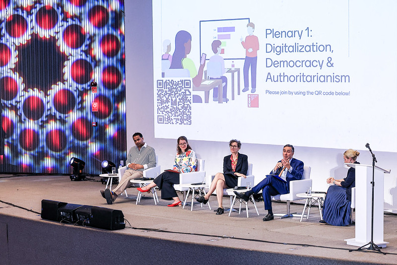 Presidente do STF fala sobre revolução digital em evento sobre direito público